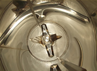 Shredding and sterilization of dialysis waste in a single vessel